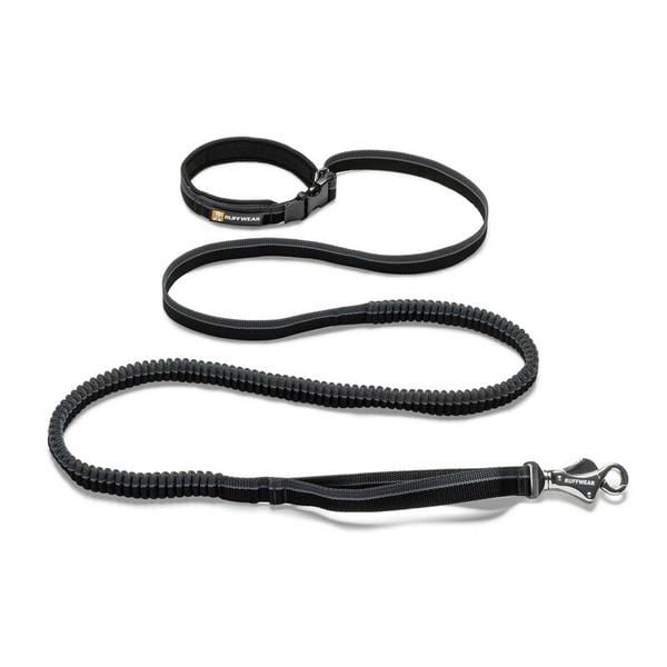 The Ruffwear Roamer Dog Bungee leash in black