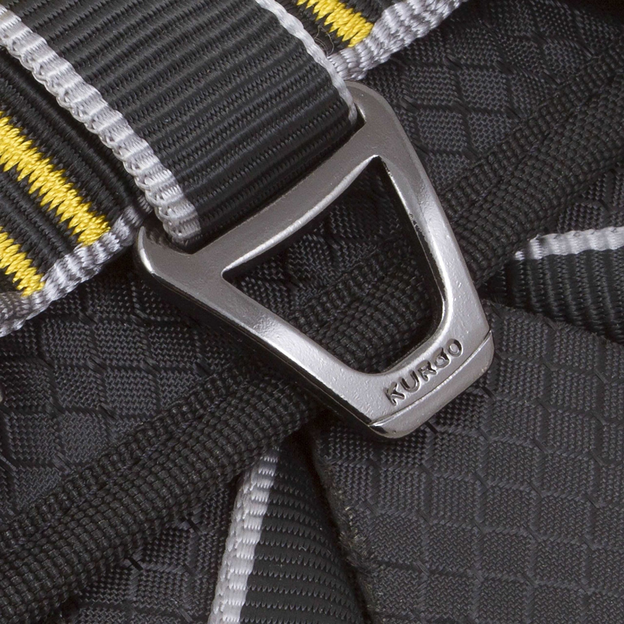 Shows the high grade hardware used on the Kurgo Impact harness