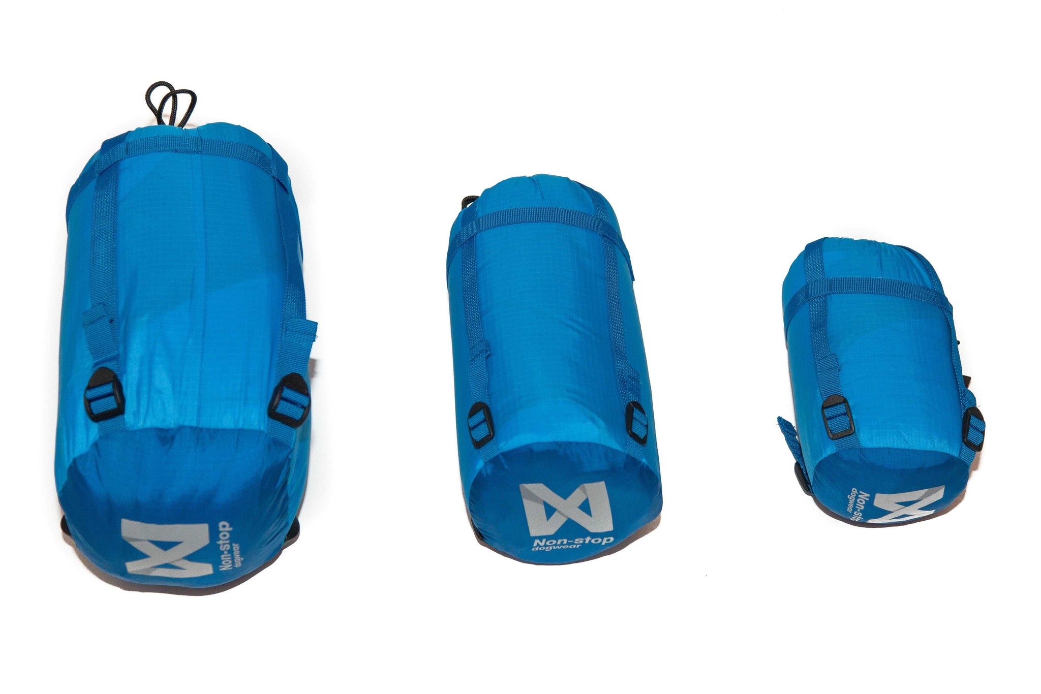 Three sizes of Ly Sleeping Bag for dogs